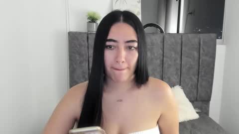 zoe_jones7 online show from September 2025 03:18:02 AM