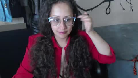 Snapshot of zoe_koller chatting on May 2026 05:29:01 PM Zoe Koller online show from May 2026 05:29:01 PM
