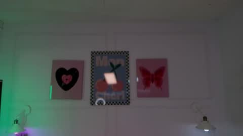 Zoe Lynch online show from February 2026 11:32:02 AM