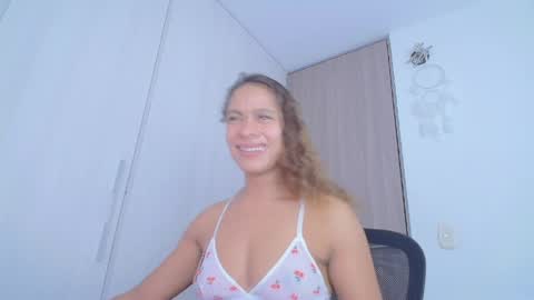 zoe online show from April 2026 11:49:01 PM