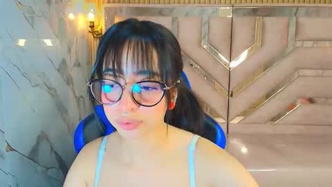 Zoe  online show from September 2025 03:54:01 AM