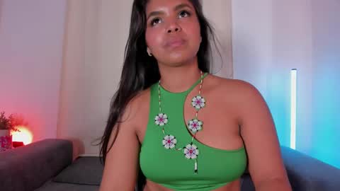 Zoe online show from March 2025 04:16:02 AM