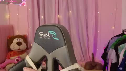 zoe_sullivan_ online show from July 2026 09:01:02 AM