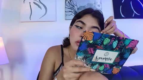 Zoe online show from September 2025 03:31:01 AM