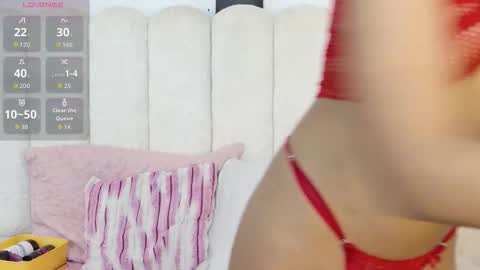 Snapshot of zoeameliie chatting on November 2025 12:33:01 AM zoeameliie online show from November 2025 12:33:01 AM