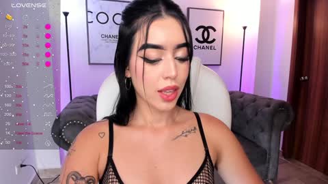 Snapshot of zoee_jackson chatting on January 2025 06:34:02 PM zoee jackson online show from January 2025 06:34:02 PM