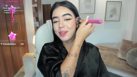 Snapshot of zoee_jackson chatting on January 2025 10:08:02 PM zoee jackson online show from January 2025 10:08:02 PM