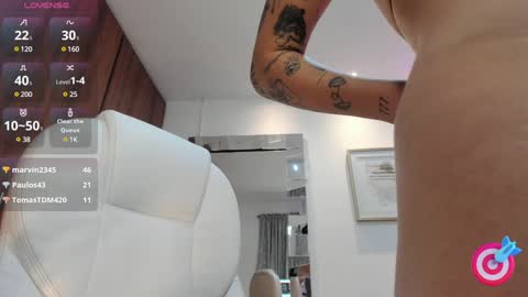 Snapshot of zoee_jackson chatting on January 2025 10:45:01 PM zoee jackson online show from January 2025 10:45:01 PM