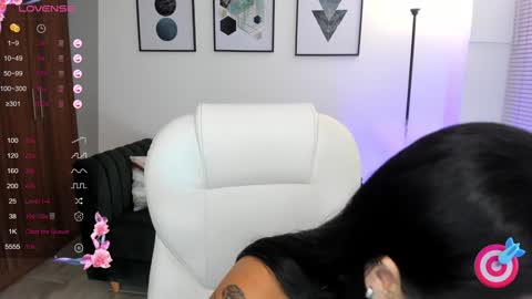 Snapshot of zoee_jackson chatting on February 2025 07:20:02 PM zoee jackson online show from February 2025 07:20:02 PM