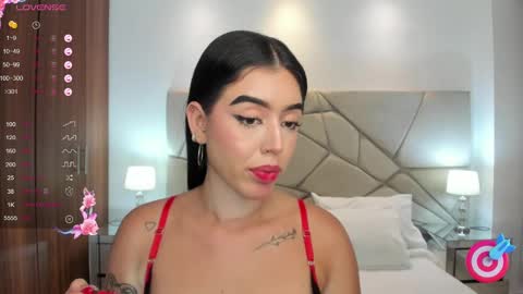 Snapshot of zoee_jackson chatting on February 2025 10:00:01 PM zoee jackson online show from February 2025 10:00:01 PM