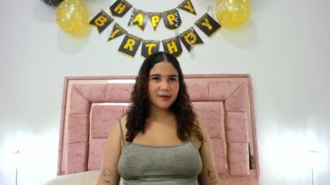 zoee online show from December 2024 03:25:02 AM