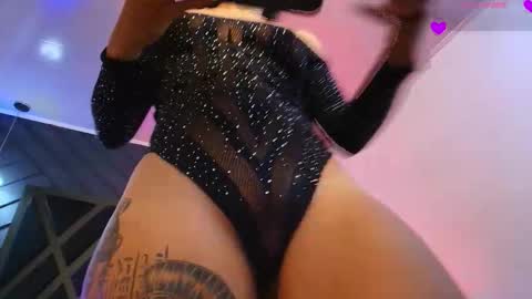 Zoe 3 online show from February 2026 06:39:02 PM