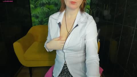 Zoe online show from January 2025 01:33:02 PM