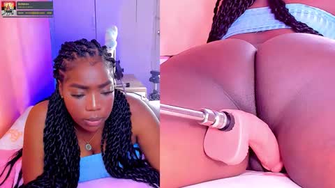 Snapshot of zoeethompson_cm chatting on February 2026 10:59:01 AM online show from February 2026 10:59:01 AM