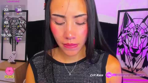 Laura  online show from April 2026 06:19:01 AM