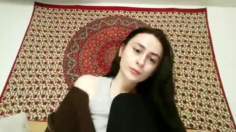 zoepleasing online show from March 2025 05:31:02 AM