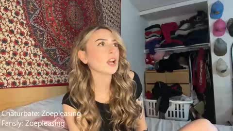 zoepleasing online show from October 2025 01:09:01 AM