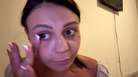 Snapshot of zoerainsexyy chatting on May 2026 02:42:01 AM zoerainsexyy online show from May 2026 02:42:01 AM