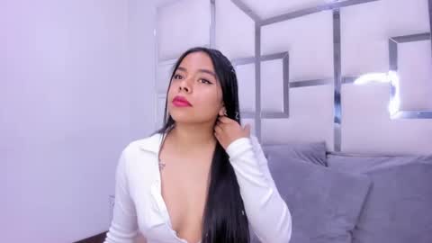 ZoeSwam online show from February 2025 01:52:01 PM