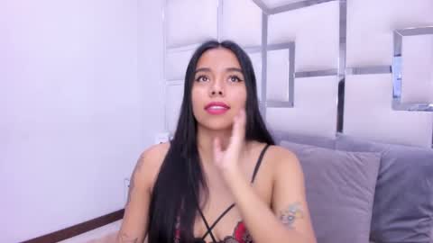 ZoeSwam online show from February 2025 12:50:01 PM