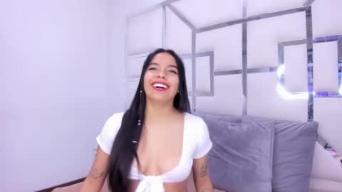 ZoeSwam online show from February 2025 01:25:01 PM