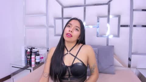 ZoeSwam online show from February 2025 02:24:01 PM