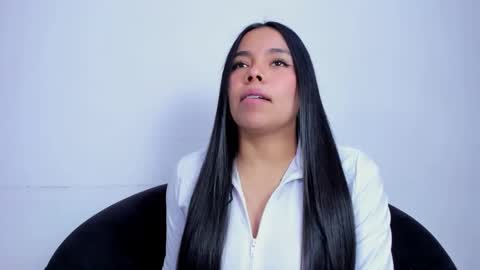 ZoeSwam online show from October 2025 01:11:01 PM