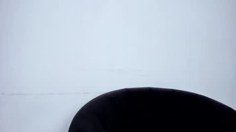 ZoeSwam online show from November 2025 12:05:02 PM