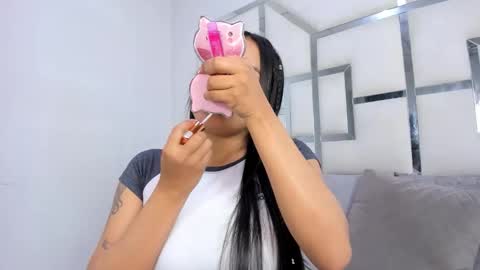 ZoeSwam online show from November 2025 03:23:01 AM