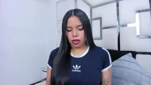 Snapshot of zoeswanx chatting on February 2026 01:59:01 PM ZoeSwam online show from February 2026 01:59:01 PM