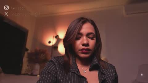 zoevidal_ online show from March 2026 12:00:01 PM