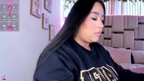 Snapshot of zoey_thommpson chatting on November 2025 02:17:02 PM zoey thommpson online show from November 2025 02:17:02 PM