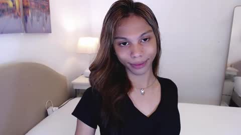 Snapshot of zoeygorgeous19 chatting on October 2025 04:57:01 AM zoey online show from October 2025 04:57:01 AM