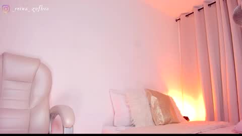 Snapshot of zofhia_xiaho chatting on February 2026 05:18:02 AM Zofhia online show from February 2026 05:18:02 AM