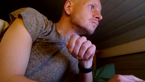 Snapshot of zolexthomas chatting on December 2024 10:41:01 PM zolexthomas online show from December 2024 10:41:01 PM