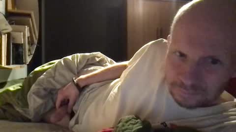 Snapshot of zolexthomas chatting on September 2025 10:47:01 PM zolexthomas online show from September 2025 10:47:01 PM