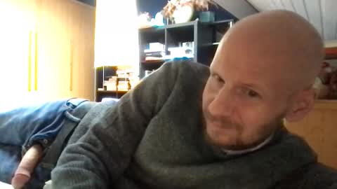 Snapshot of zolexthomas chatting on October 2025 02:17:02 PM zolexthomas online show from October 2025 02:17:02 PM