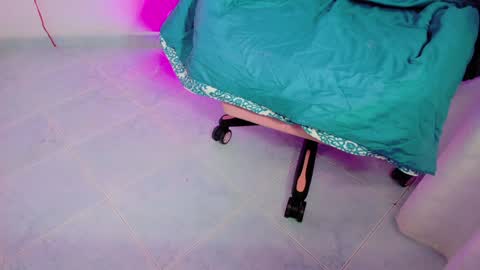 Alicie online show from February 2025 09:37:01 AM