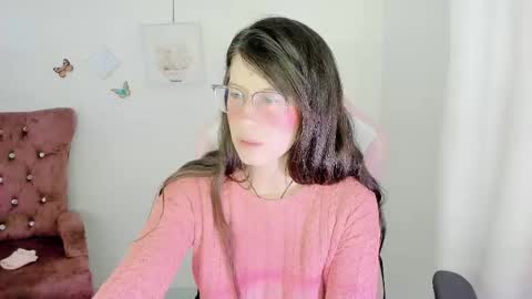 Alicie online show from November 2025 04:40:01 PM