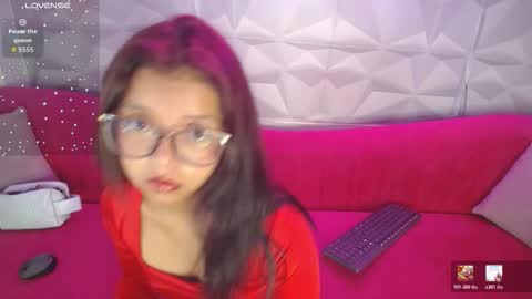 Zoe online show from February 2026 01:51:01 PM