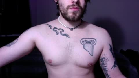 zorvello_83 online show from April 2026 08:24:02 PM