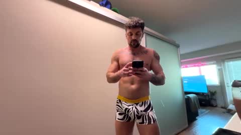 Zuko online show from February 2025 12:17:02 AM