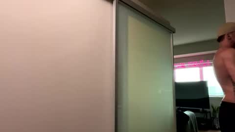 Zuko online show from February 2025 07:14:01 PM