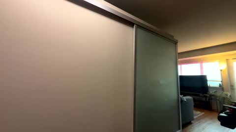 Zuko online show from November 2025 04:45:02 PM