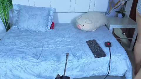 zully_fox online show from June 2026 05:12:02 AM