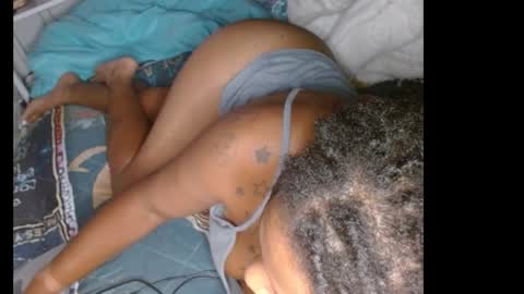 Snapshot of zuriluxe45 chatting on September 2025 06:17:02 AM zuriluxe45 online show from September 2025 06:17:02 AM