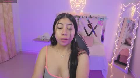 ZURY   online show from October 2025 11:43:01 AM