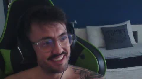 Snapshot of zusta10 chatting on November 2025 12:42:02 PM zusta10 online show from November 2025 12:42:02 PM