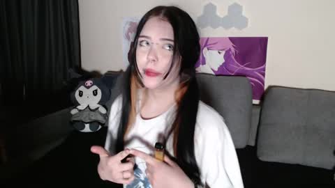 Ashley online show from April 2026 10:54:02 PM