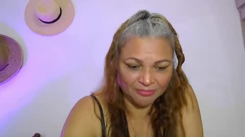 Zyra Vex online show from March 2026 12:10:01 AM